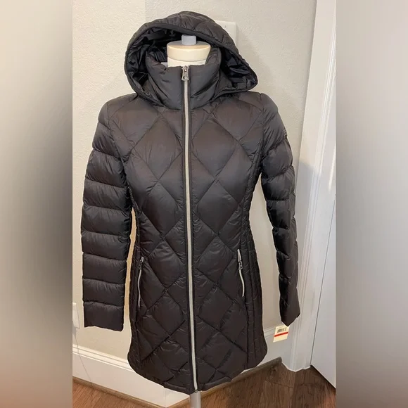 Lucky Brand Women's Black Down Jacket, Coat with hood. XSmall NWT - Picture 2 of 14